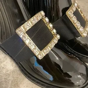 [Roger Vivier]ヴィヴ レンジャーズ クリスタル レザー サンダル Roger Vivier ROGER VIVIER ロジェヴィヴィエ サンダル VIV